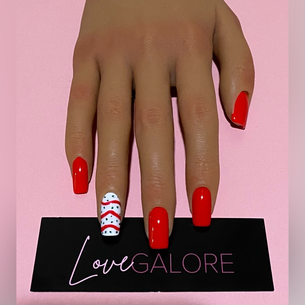 Handcrafted Press Ons Red Little Debbie Christmas Tree Short Square- Love Galore